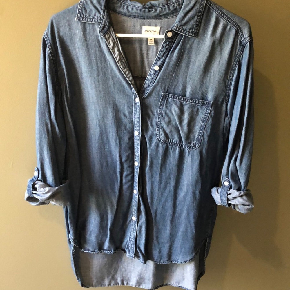 Lightweight denim blouse